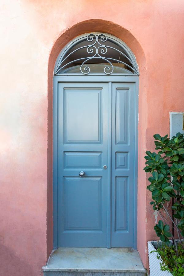 Tizzano House - La Marina Lägenhet Procida Exteriör bild